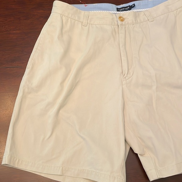Southern Marsh khaki shorts. Size 34 - Picture 2 of 5